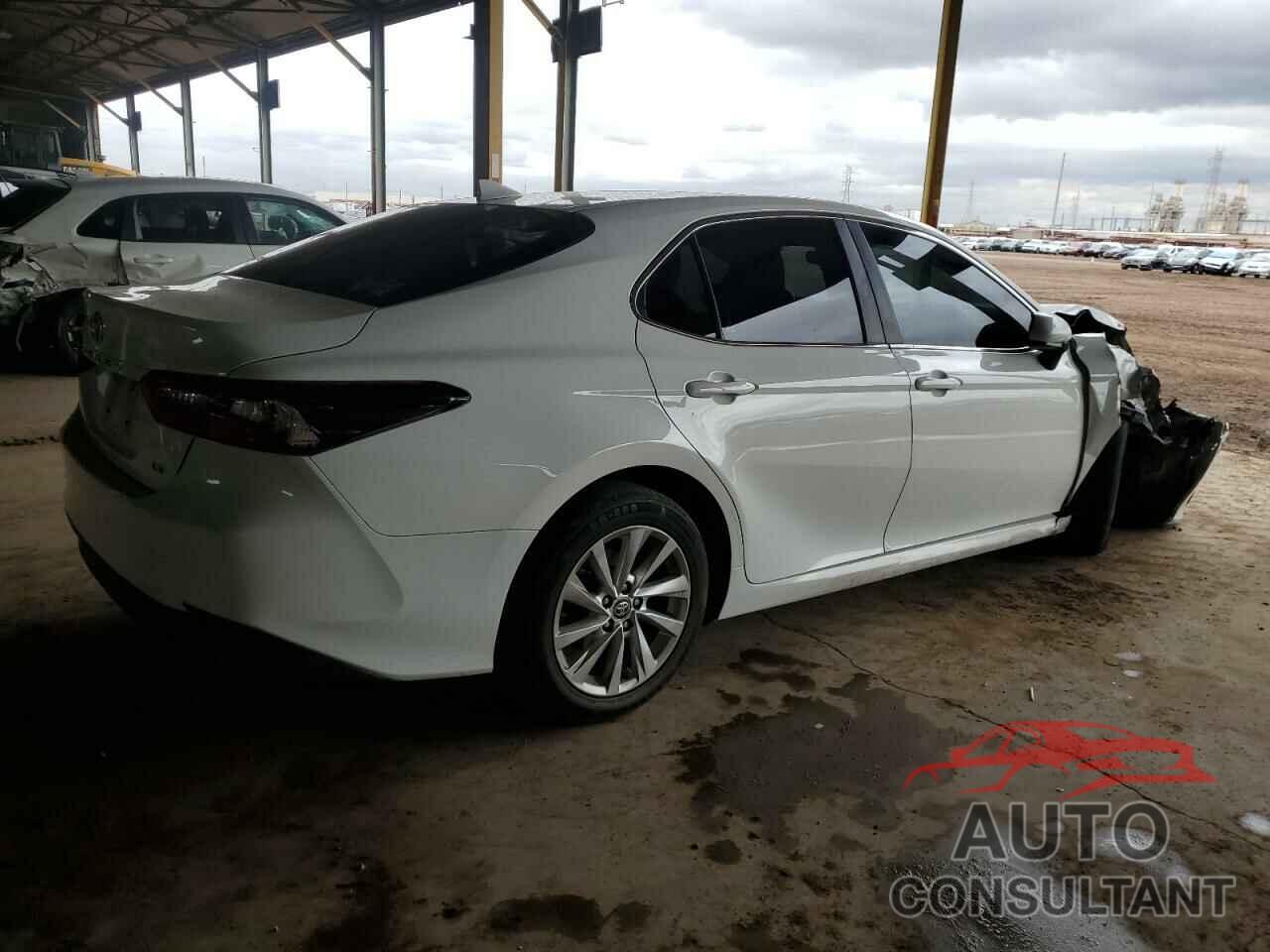 TOYOTA CAMRY 2021 - 4T1C11AK4MU446095
