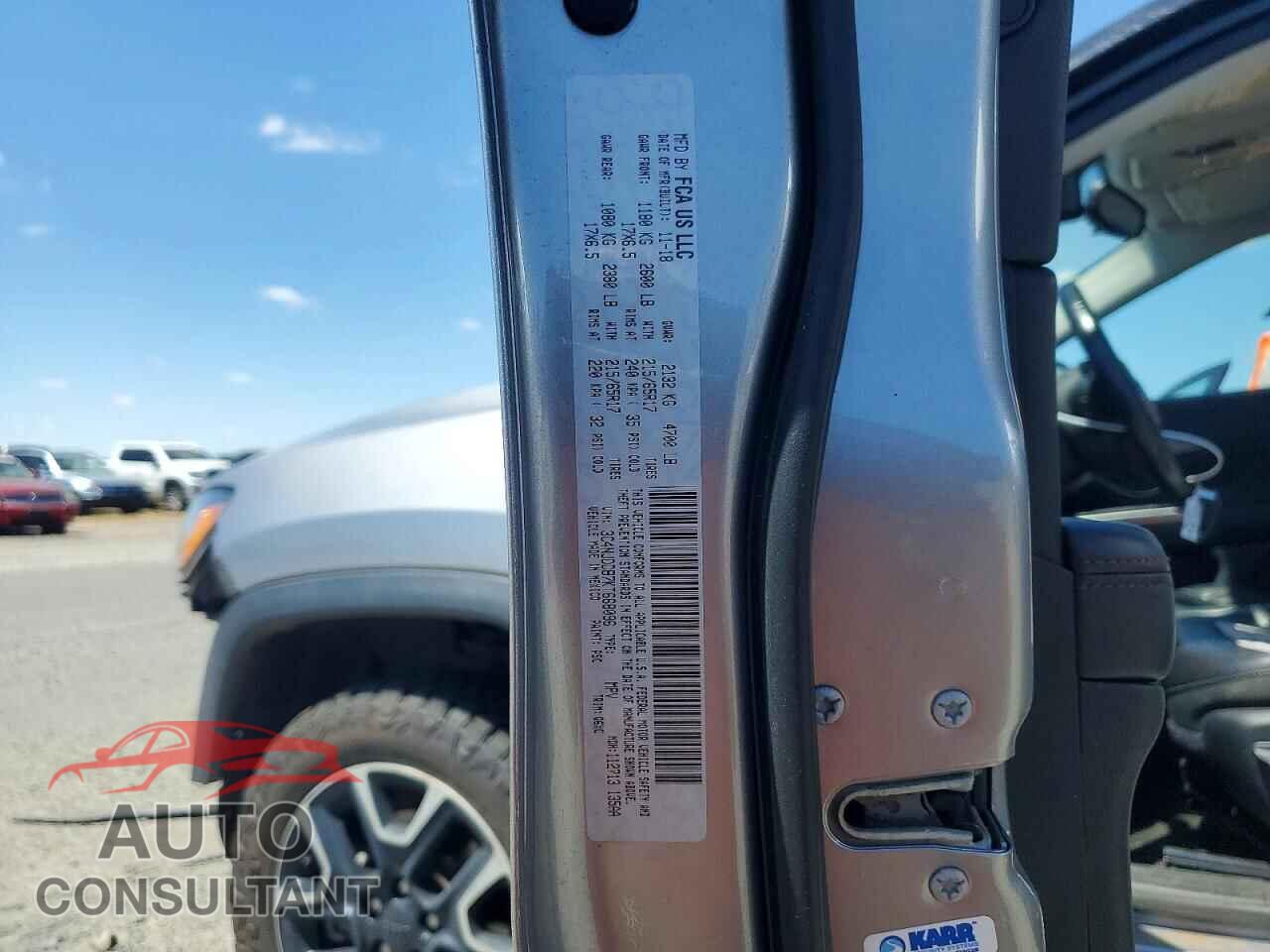 JEEP COMPASS 2019 - 3C4NJDDB7KT668096