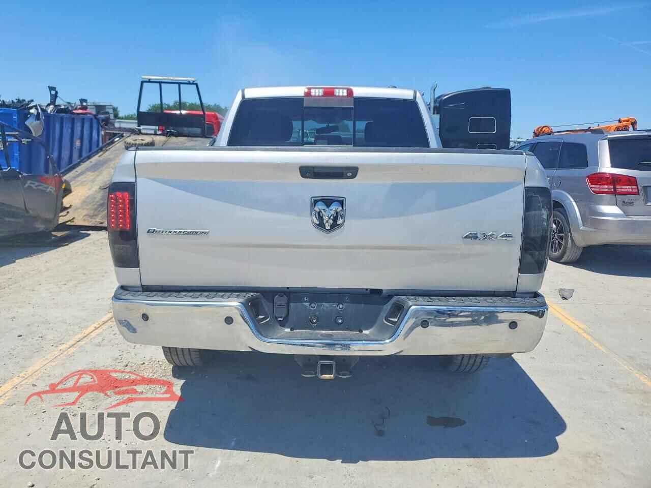 DODGE RAM 1500 2012 - 1C6RD7LT1CS201691