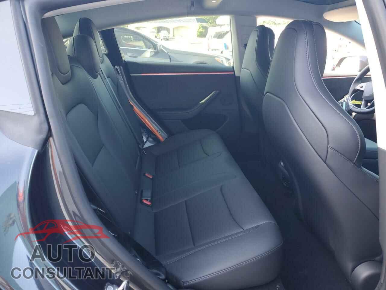 TESLA MODEL 3 2024 - 5YJ3E1ET5RF810536