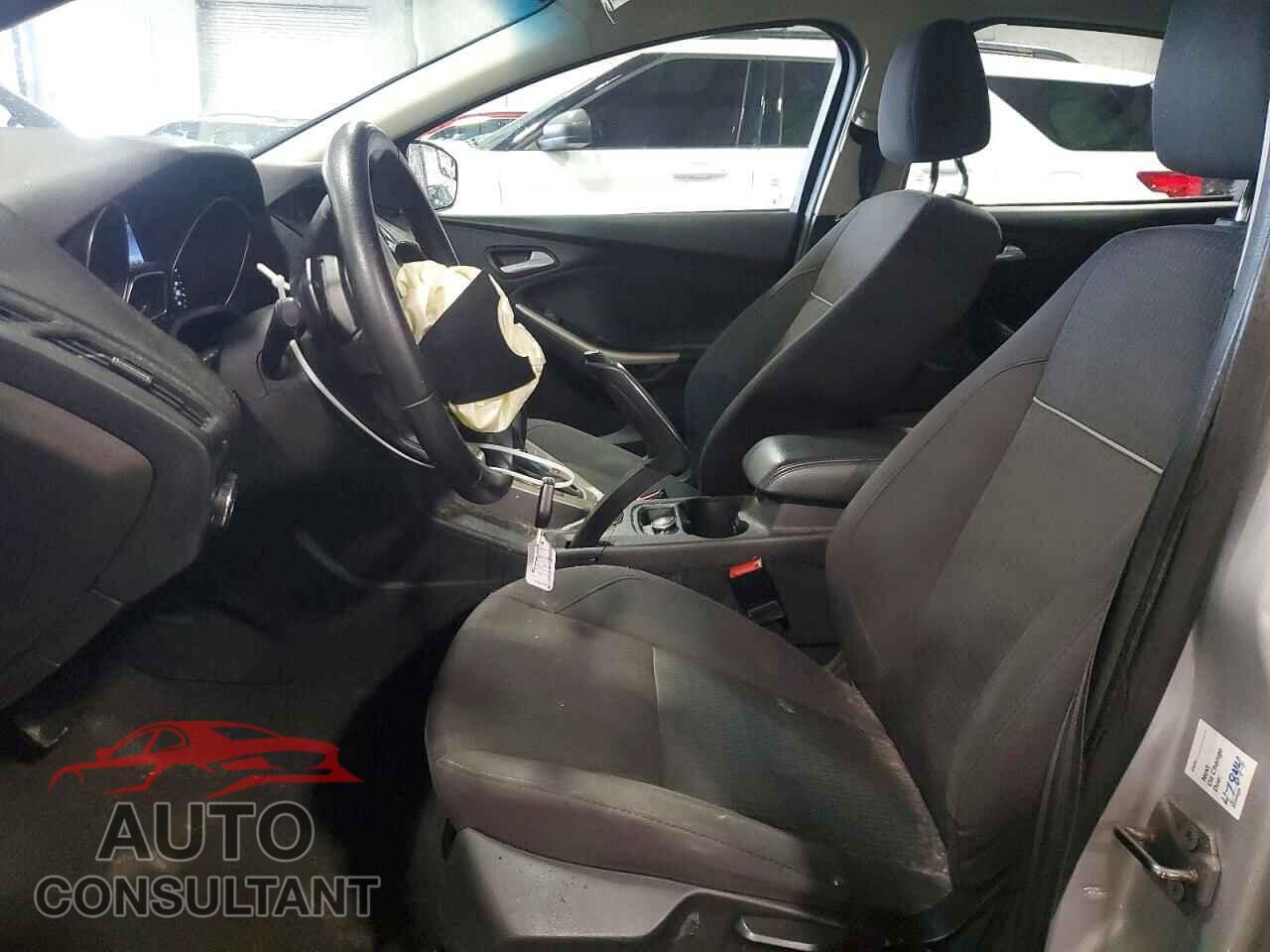 FORD FOCUS 2012 - 1FAHP3M21CL372502