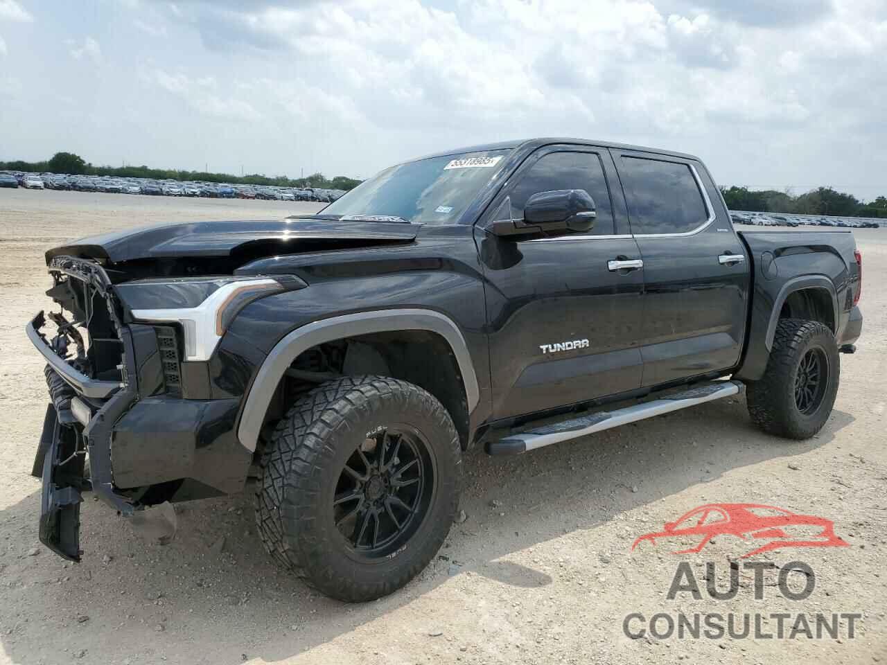 TOYOTA TUNDRA 2023 - 5TFJC5DB7PX019019