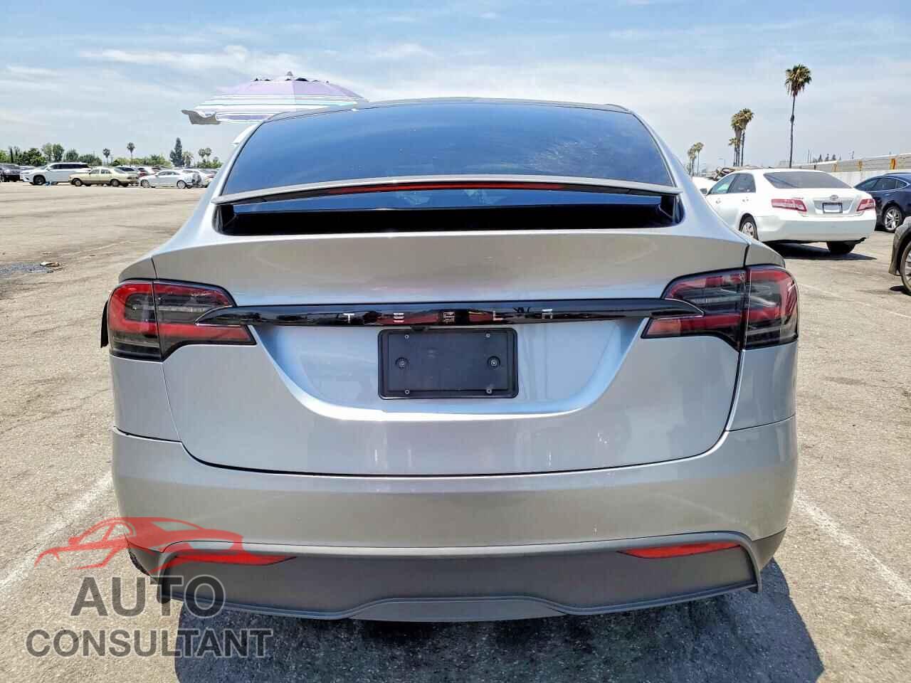 TESLA MODEL X 2024 - 7SAXCDE5XRF457160