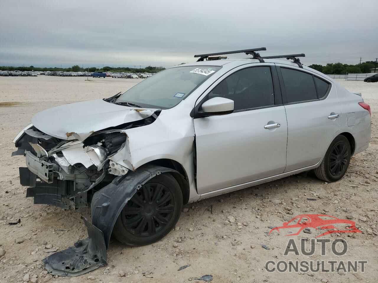 NISSAN VERSA 2015 - 3N1CN7AP0FL804719