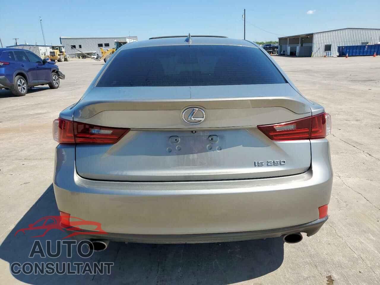 LEXUS IS 2015 - JTHBF1D26F5068239