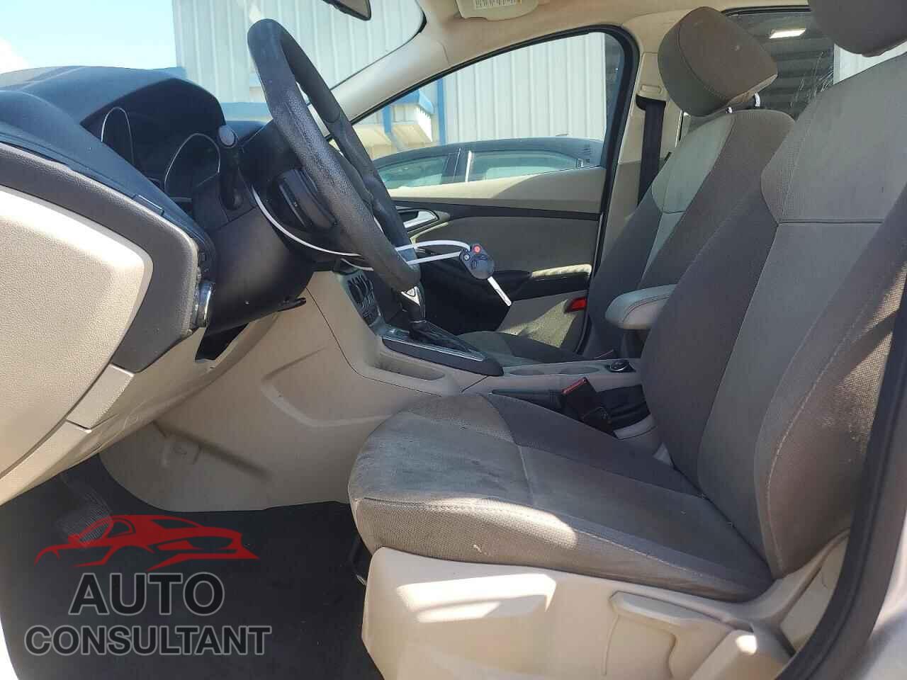 FORD FOCUS 2013 - 1FADP3F21DL283459