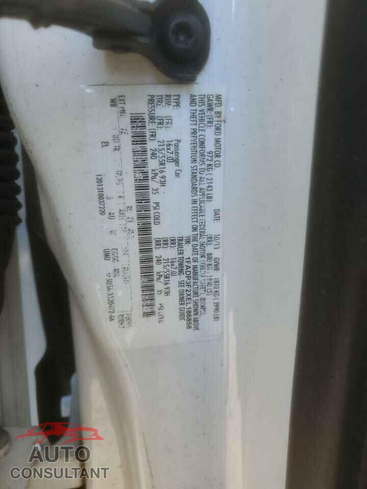 FORD FOCUS 2014 - 1FADP3F2XEL186858
