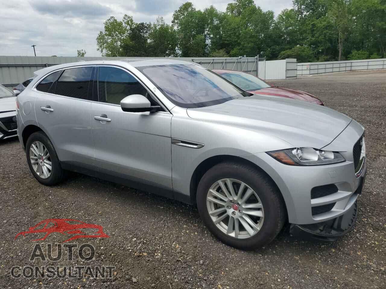 JAGUAR F-PACE 2017 - SADCK2BV4HA058411