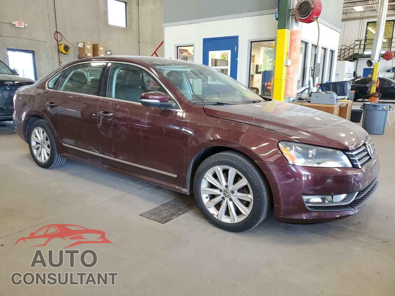 VOLKSWAGEN PASSAT 2013 - 1VWCP7A38DC052343