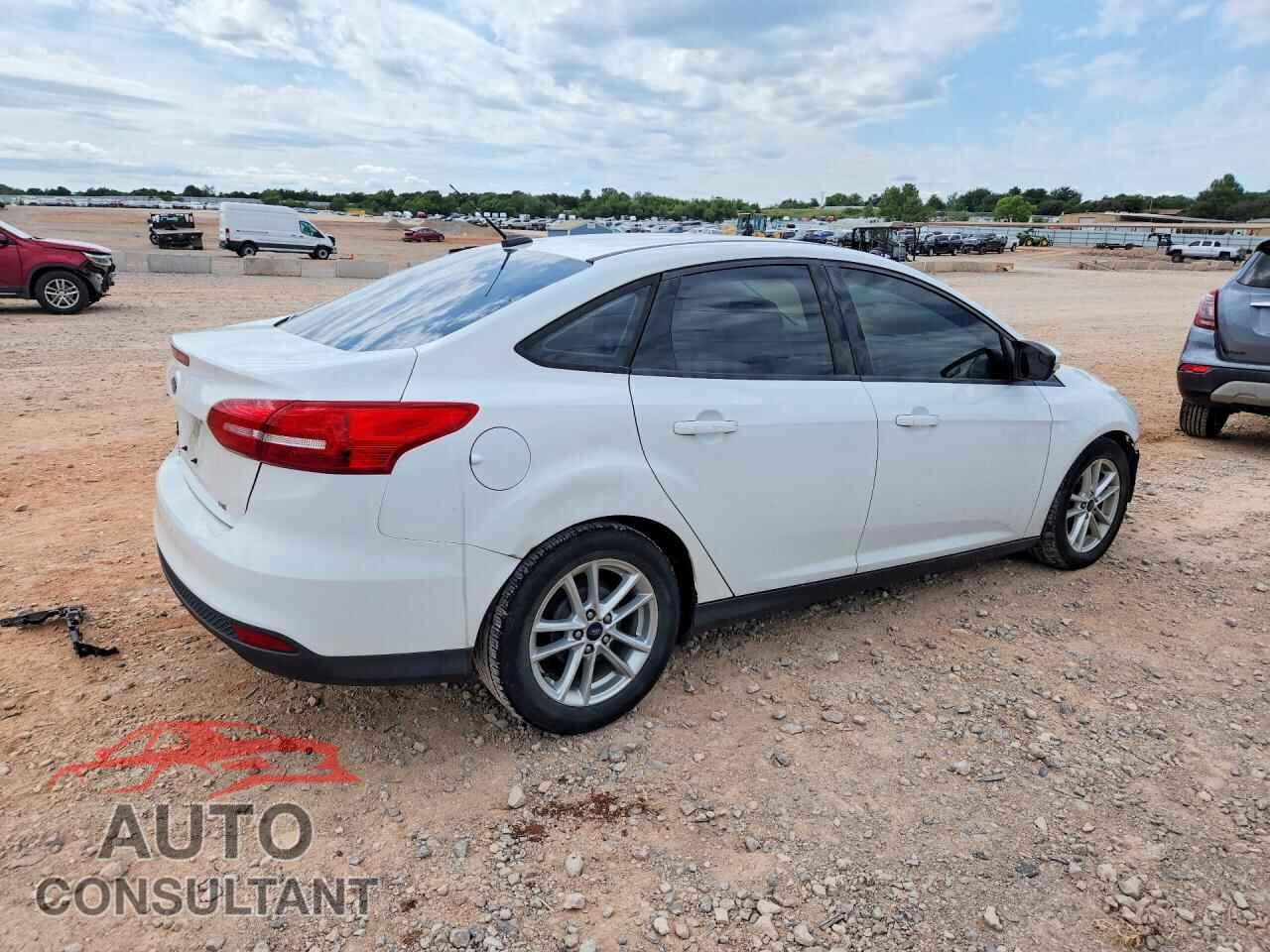 FORD FOCUS 2017 - 1FADP3F25HL290730