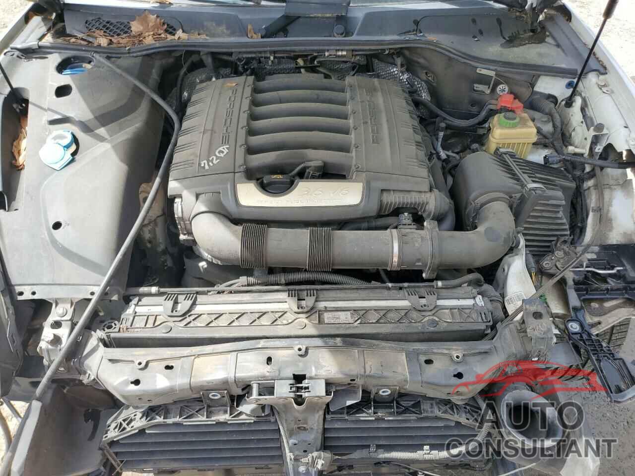 PORSCHE CAYENNE 2018 - WP1AA2A24JKA01041