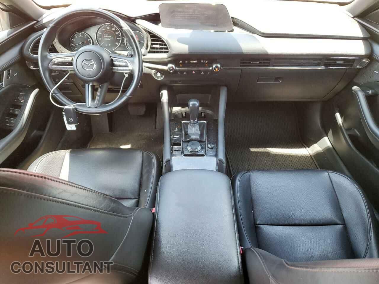 MAZDA 3 2021 - JM1BPAML4M1317178
