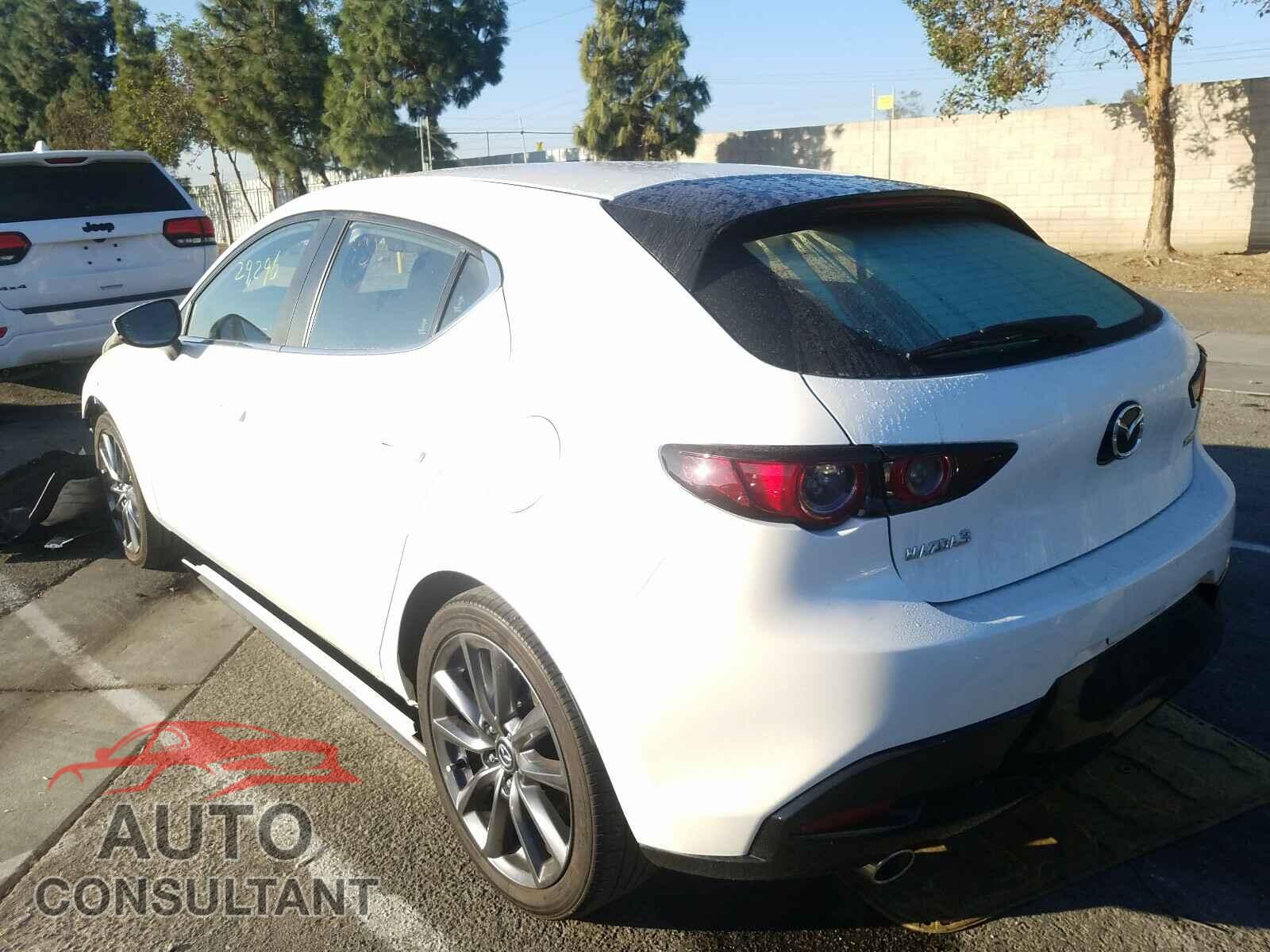 MAZDA 3 2019 - JM1BPAJM7K1131032