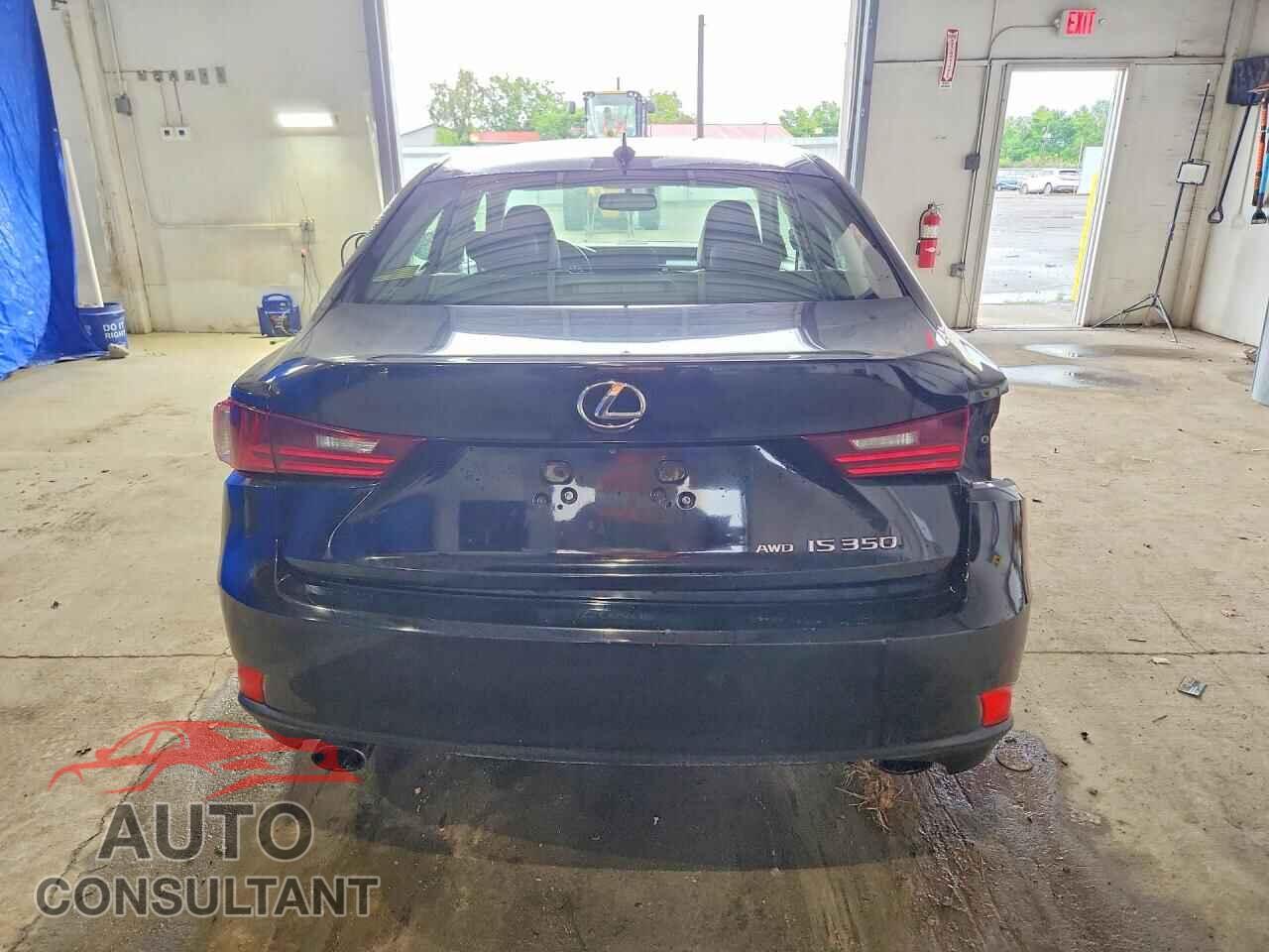 LEXUS IS 2014 - JTHCE1D24E5001175