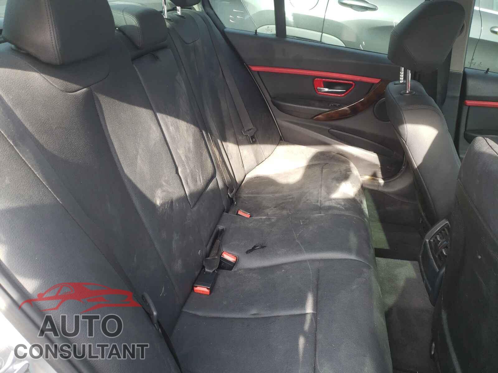 BMW 3 SERIES 2016 - WBA8E1G54GNT38457