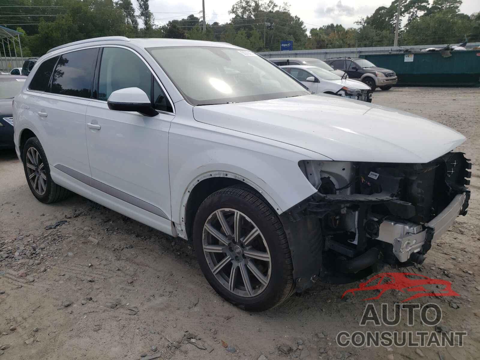 AUDI Q7 2018 - WA1LHAF77JD030021