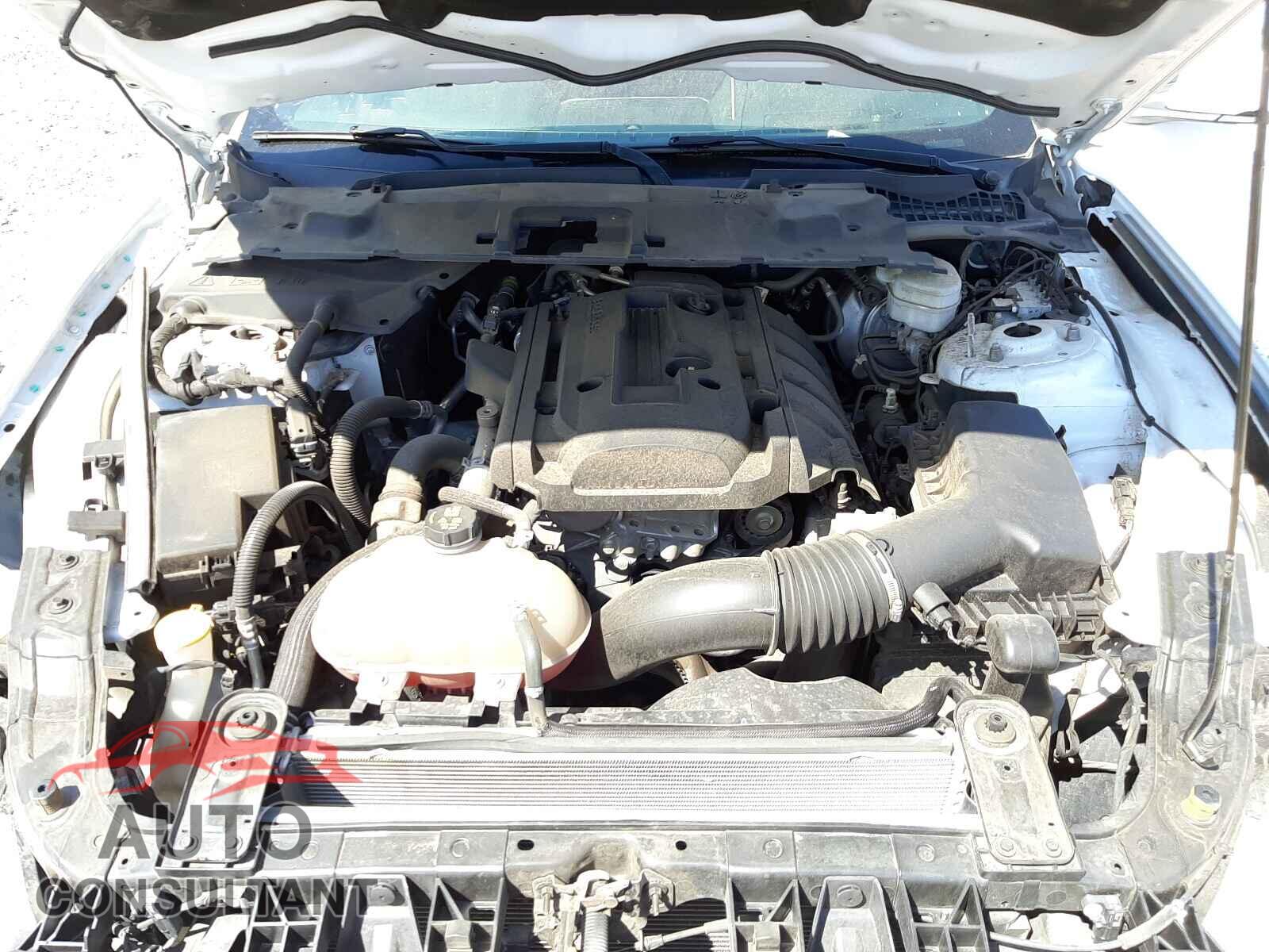 FORD MUSTANG 2018 - 1FA6P8TH9J5156893