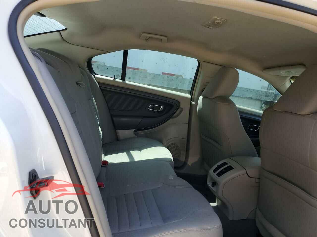FORD TAURUS 2011 - 1FAHP2DW8BG141391