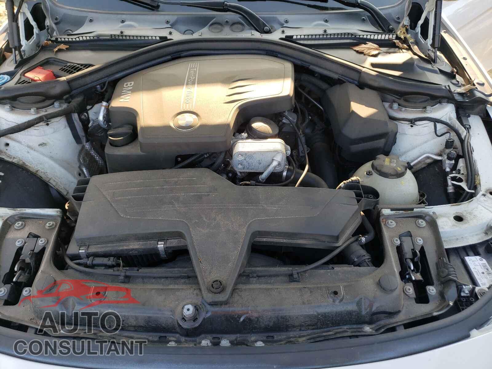 BMW 3 SERIES 2016 - WBA8E3G5XGNU04618