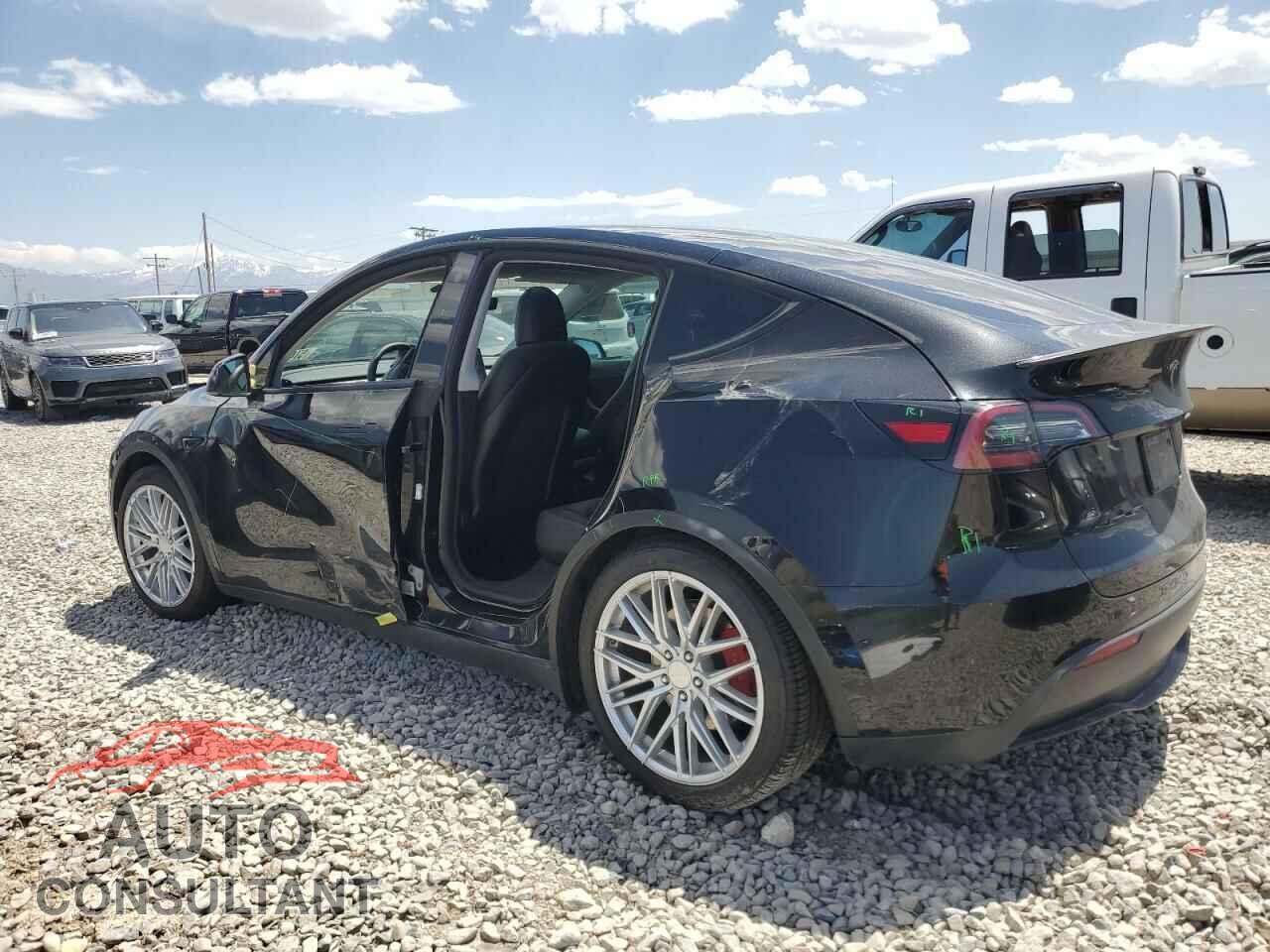 TESLA MODEL Y 2021 - 5YJYGDEF9MF212096