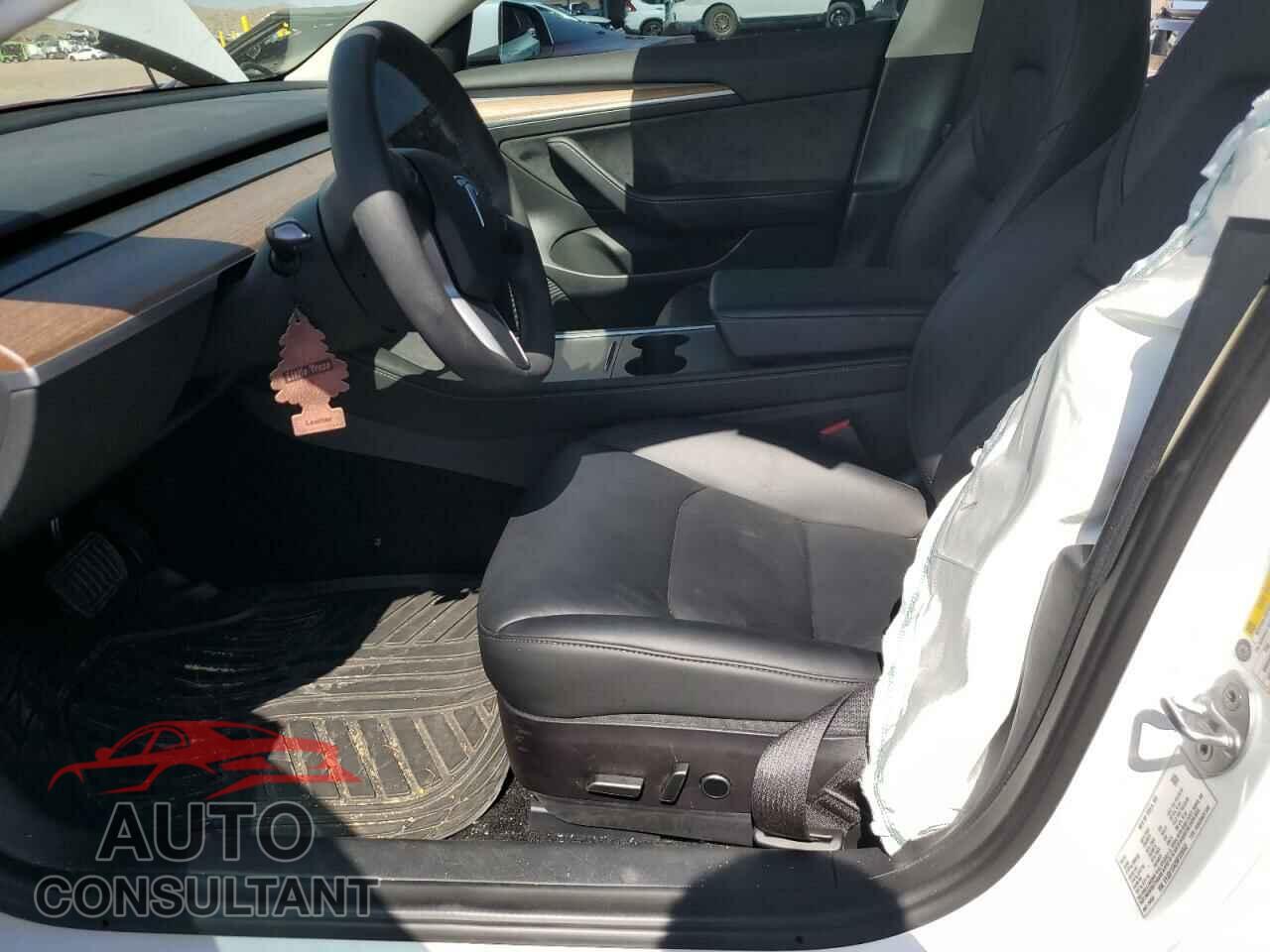 TESLA MODEL 3 2022 - 5YJ3E1EA2NF299943