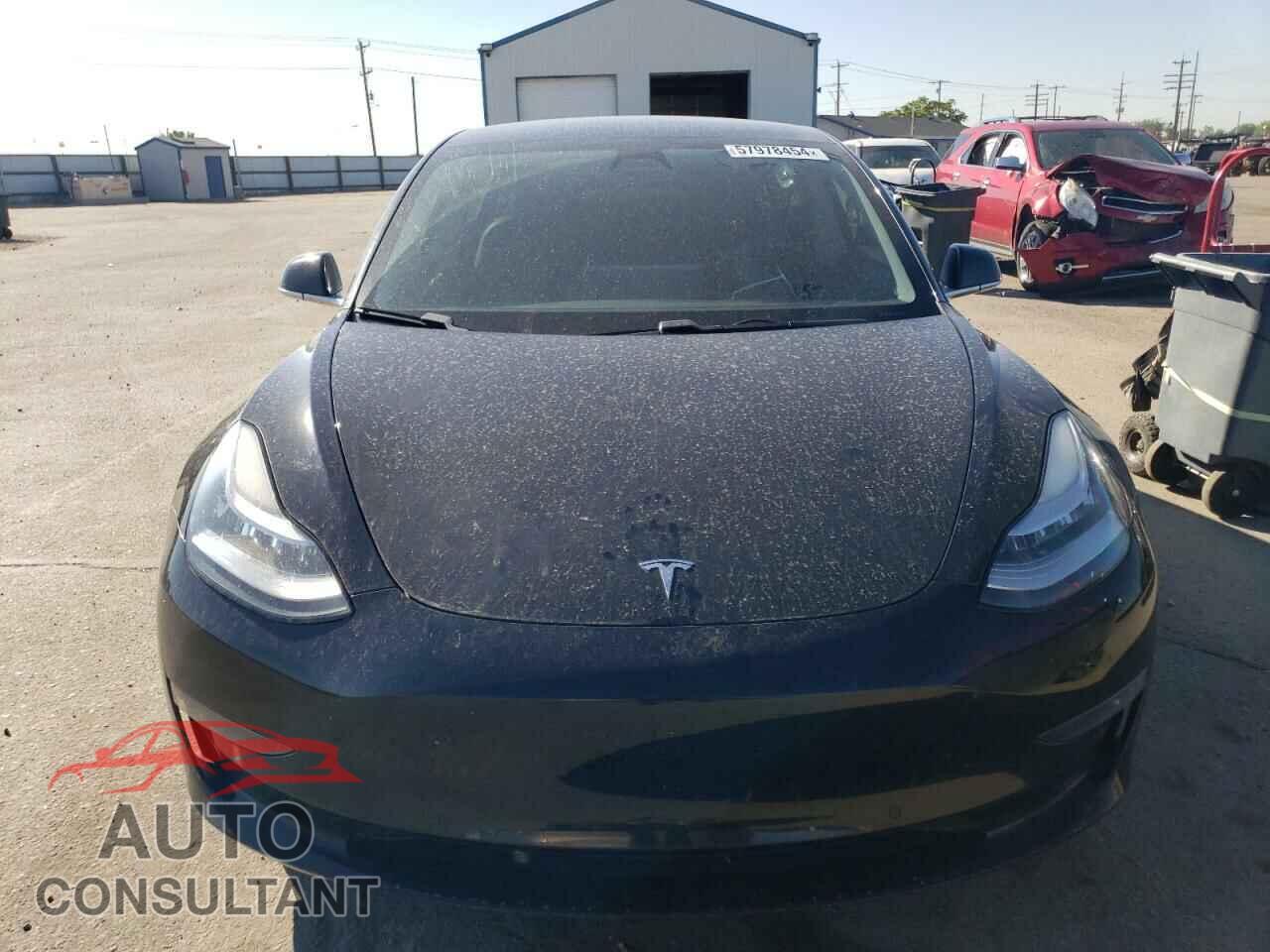 TESLA MODEL 3 2019 - 5YJ3E1EB6KF364653