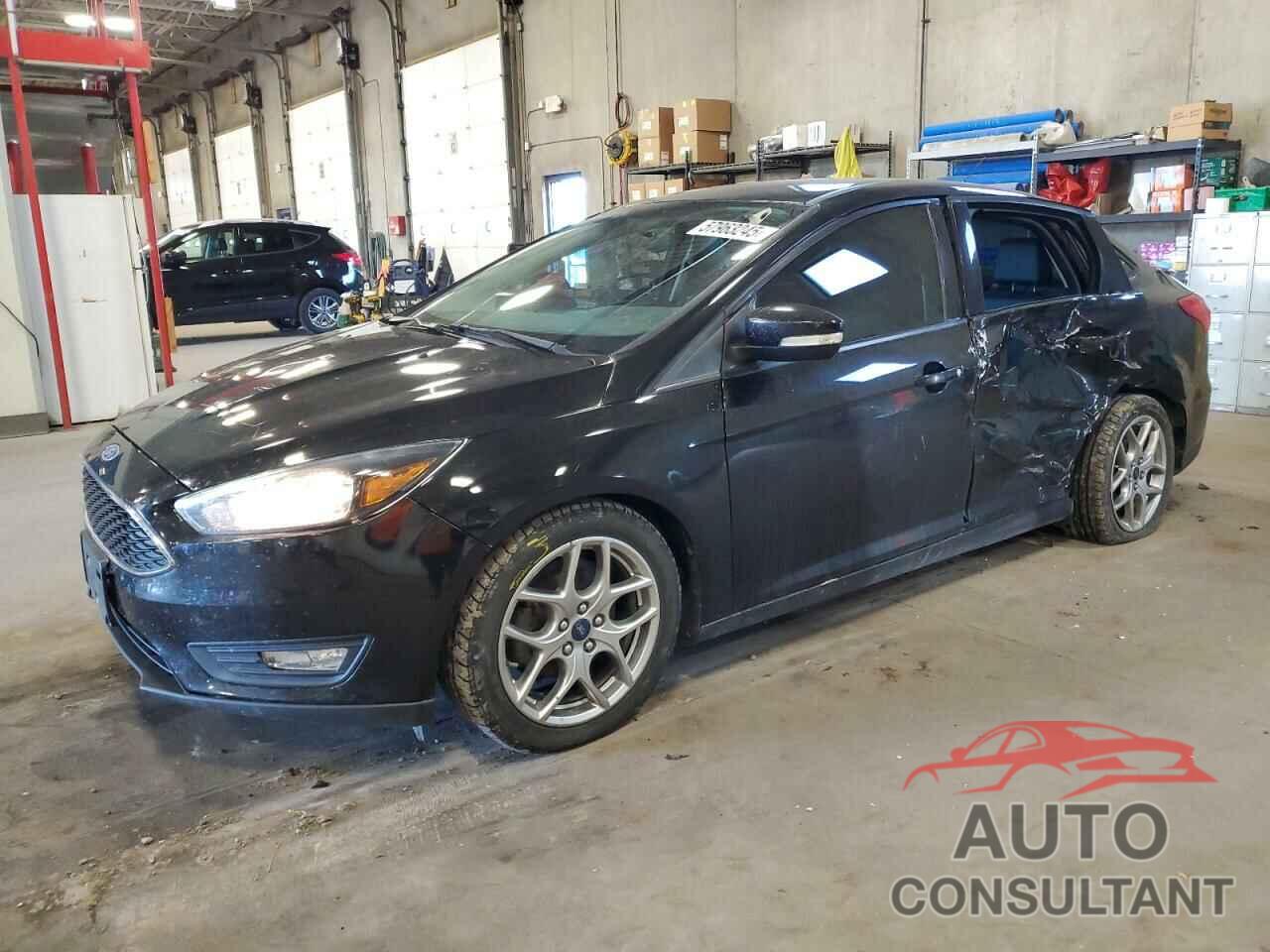 FORD FOCUS 2015 - 1FADP3F26FL385522