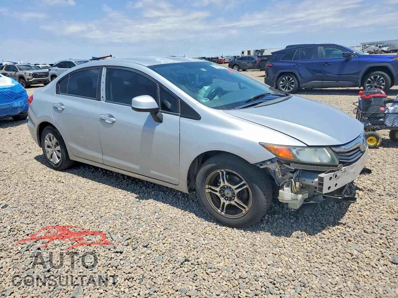 HONDA CIVIC 2012 - 2HGFB2F55CH575683