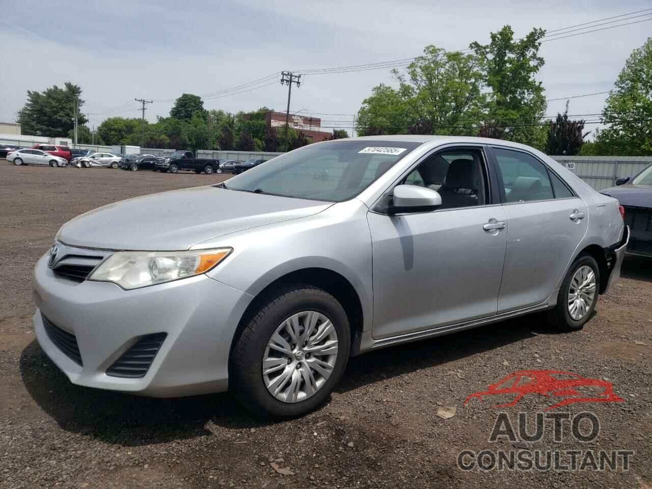 TOYOTA CAMRY 2013 - 4T4BF1FK1DR335645