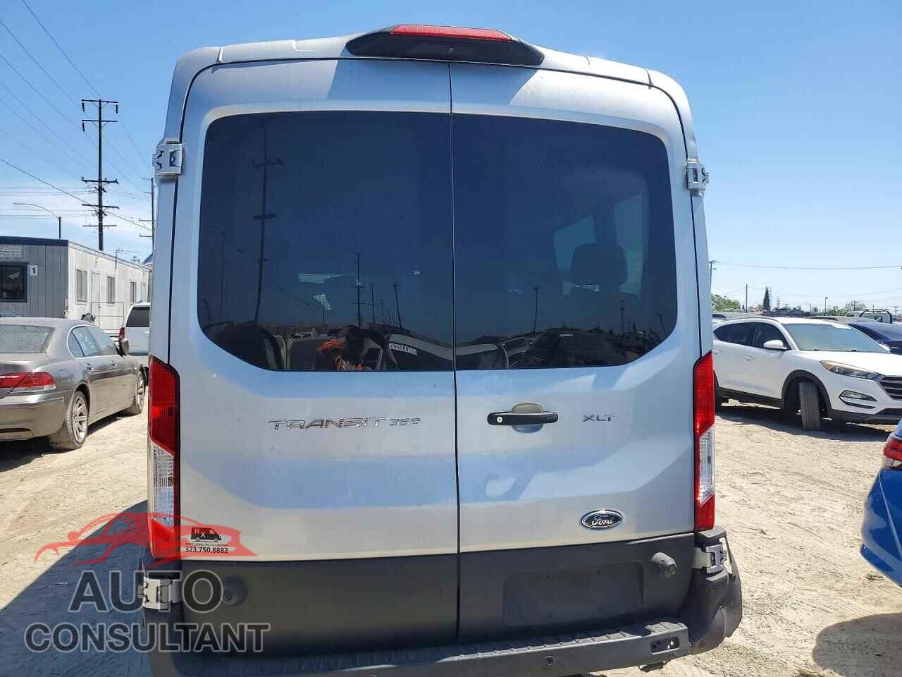 FORD TRANSIT 2020 - 1FBAX2C82LKA92139