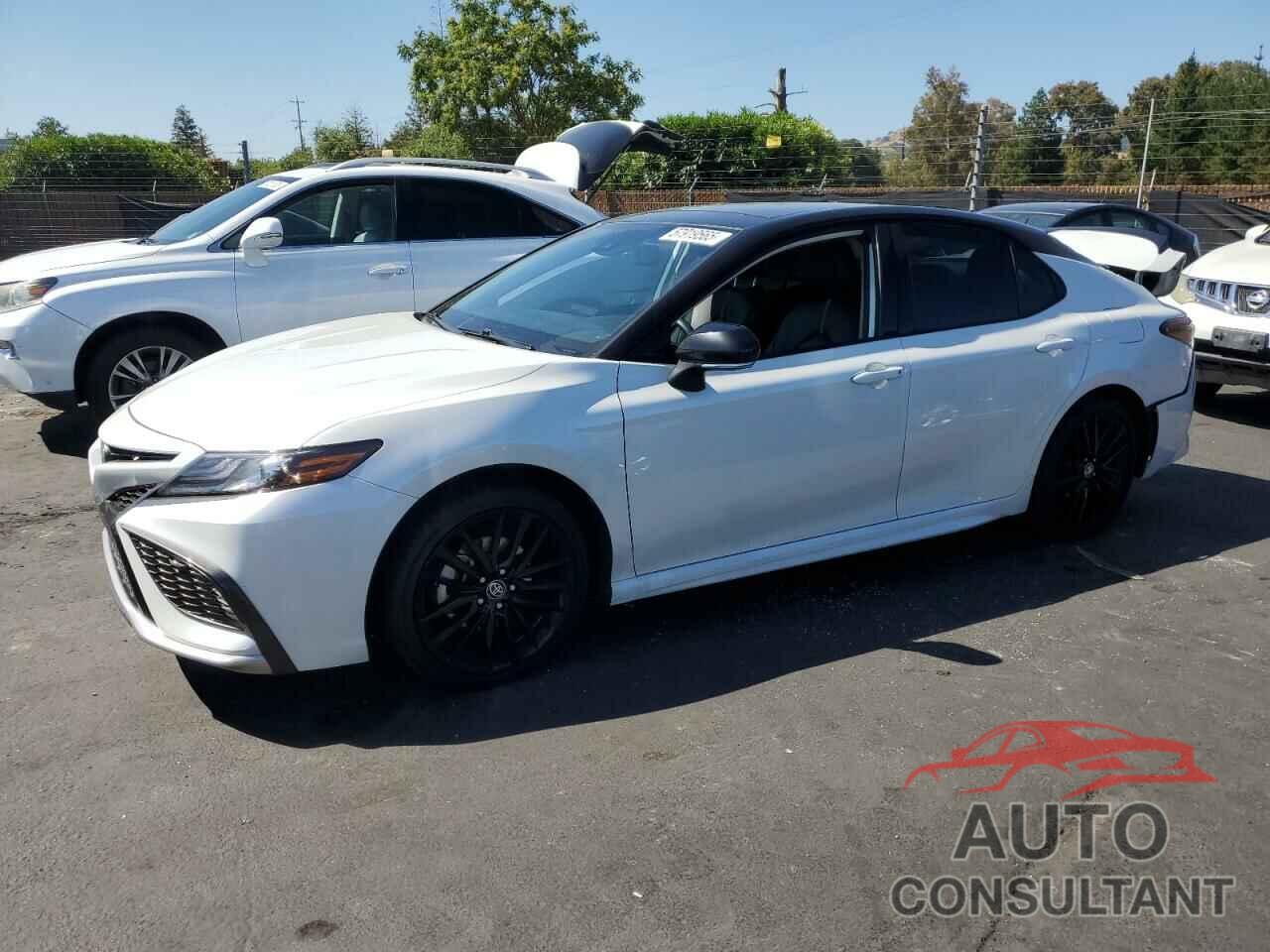 TOYOTA CAMRY 2021 - 4T1K61AK1MU443507