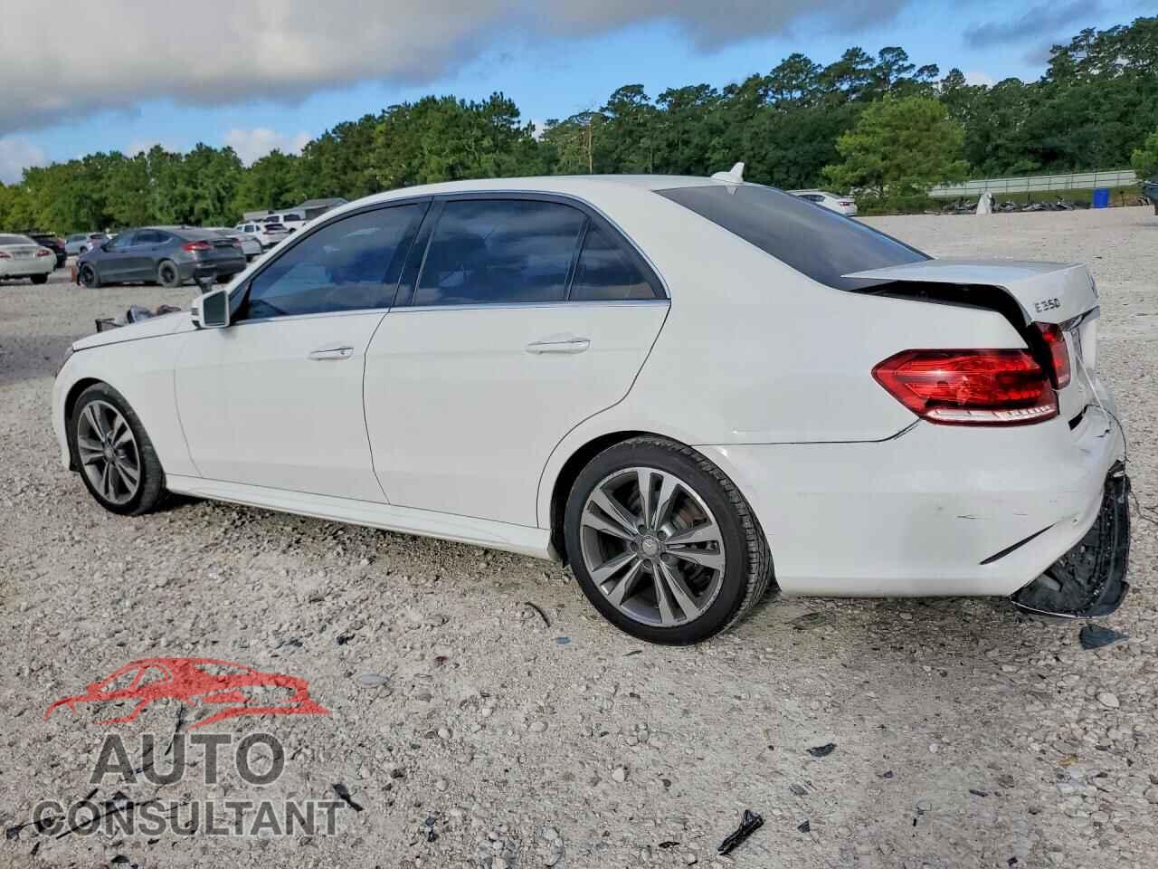 MERCEDES-BENZ E-CLASS 2014 - WDDHF5KB2EA971117