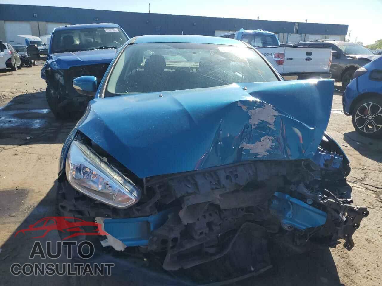 FORD FOCUS 2017 - 1FADP3F23HL203794