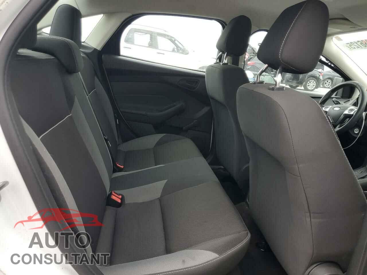 FORD FOCUS 2013 - 1FADP3E20DL349341