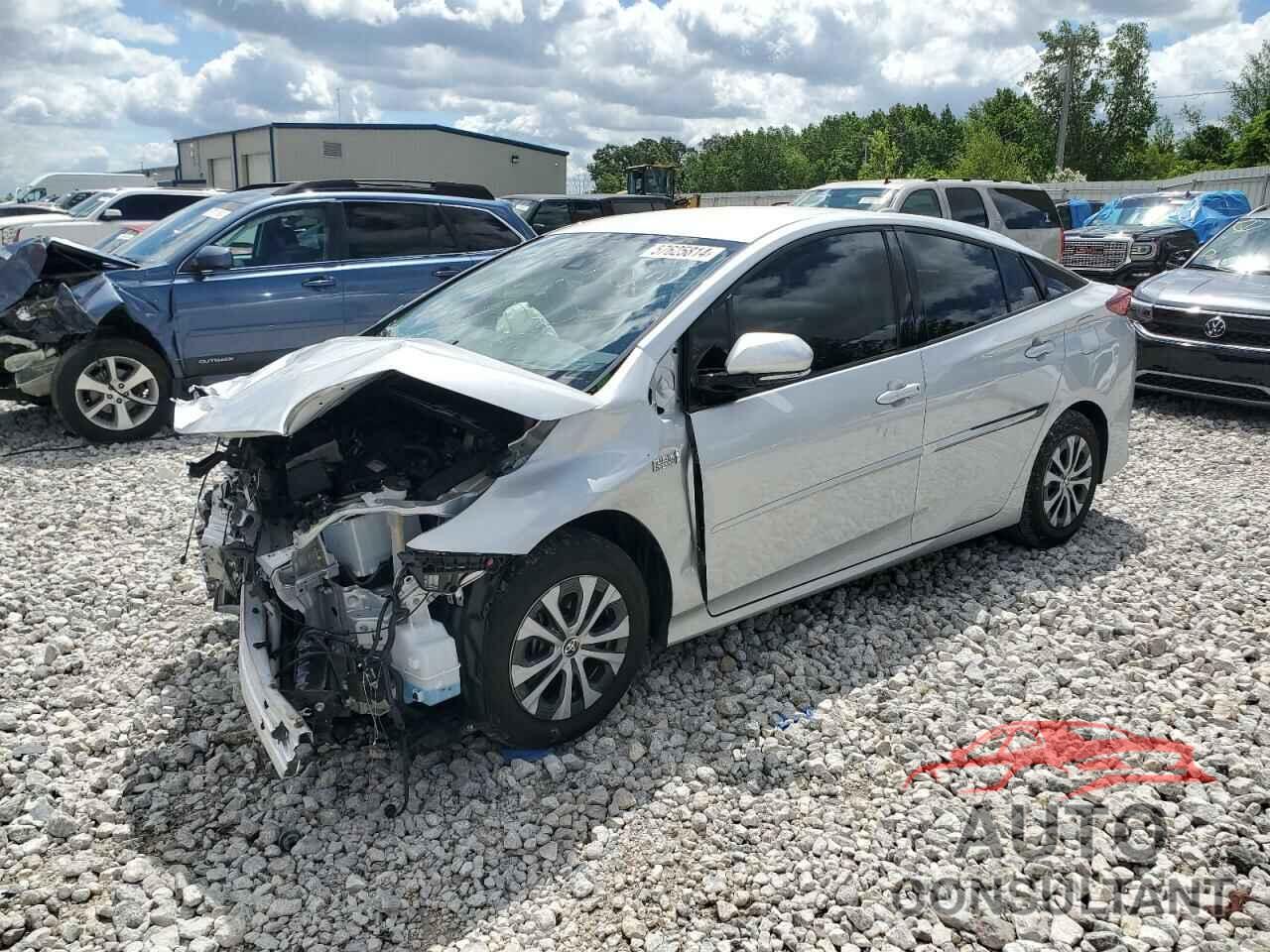 TOYOTA PRIUS 2020 - JTDKARFP9L3134376