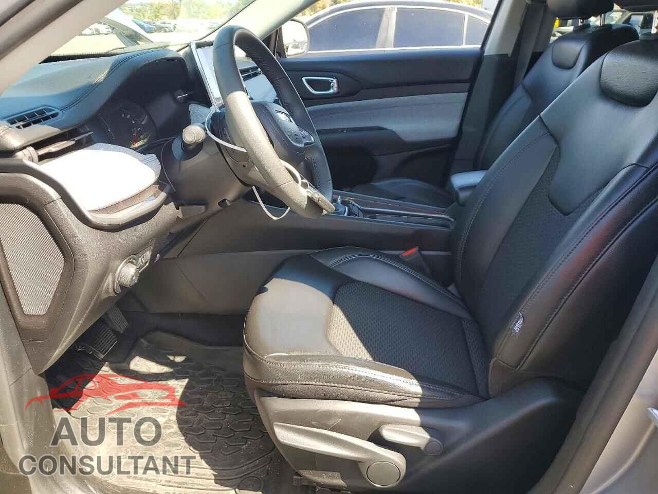 JEEP COMPASS 2022 - 3C4NJDBB5NT128379