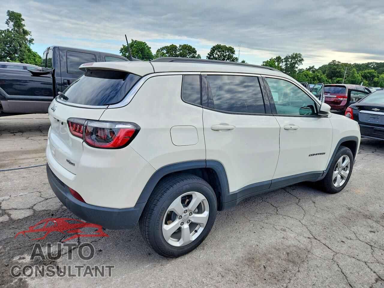 JEEP COMPASS 2021 - 3C4NJDBB9MT501745