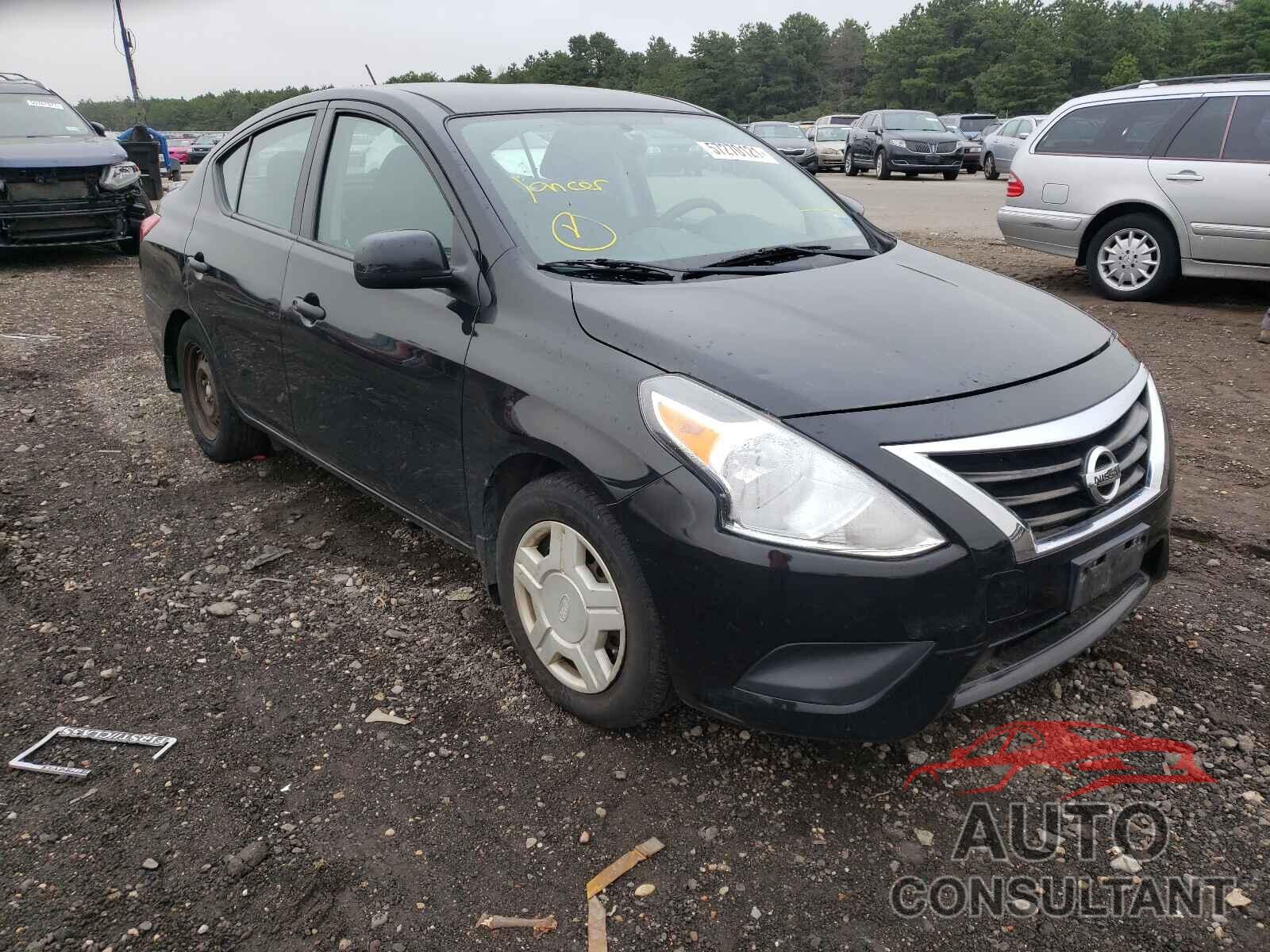 NISSAN VERSA 2018 - 3N1CN7AP4JL858534