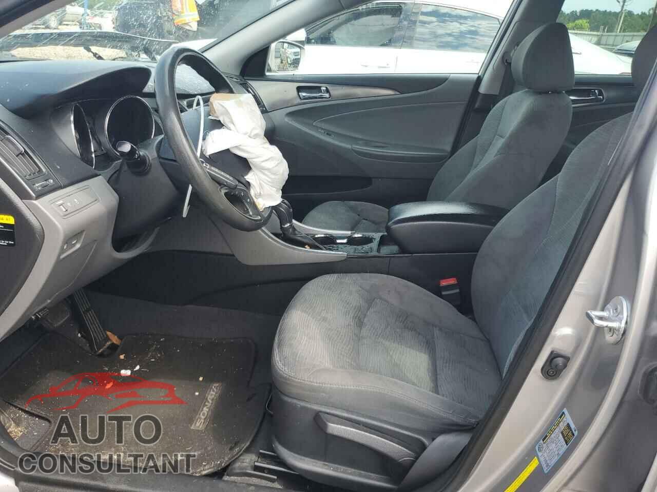 HYUNDAI SONATA 2013 - KMHEC4A43DA088298