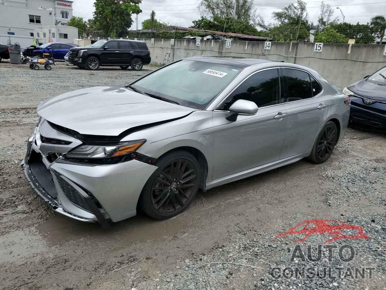TOYOTA CAMRY 2021 - 4T1K61AKXMU453078