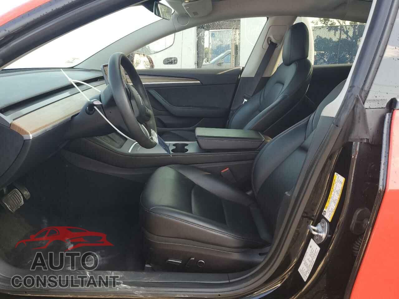 TESLA MODEL 3 2021 - 5YJ3E1EA9MF085689