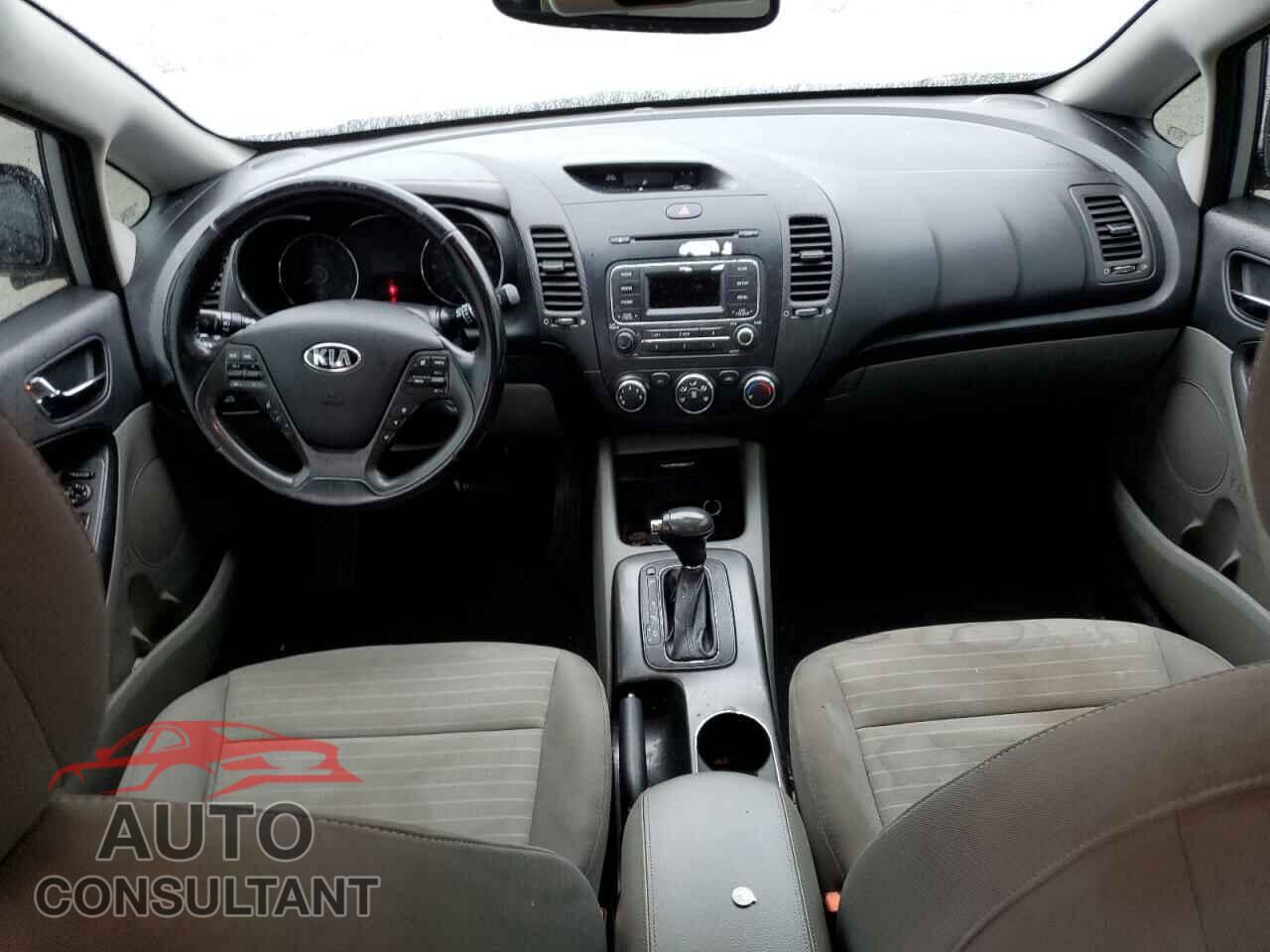 KIA FORTE 2015 - KNAFX5A85F5263732
