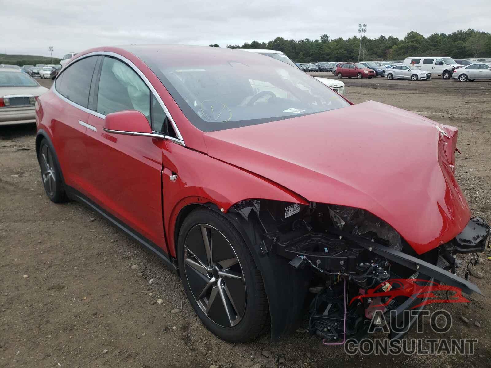 TESLA MODEL X 2020 - 5YJXCBE23LF303906