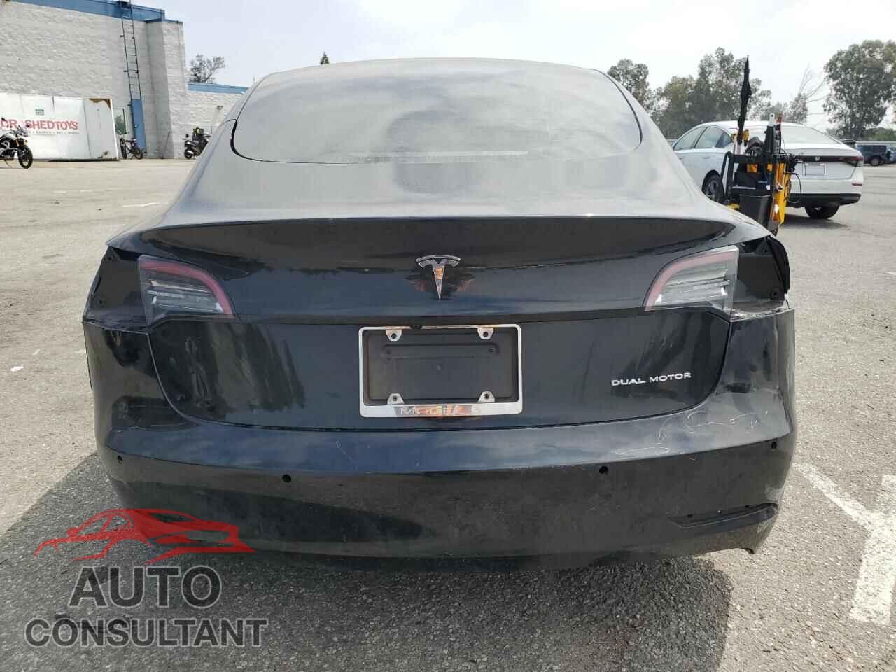 TESLA MODEL 3 2021 - 5YJ3E1EB5MF003076