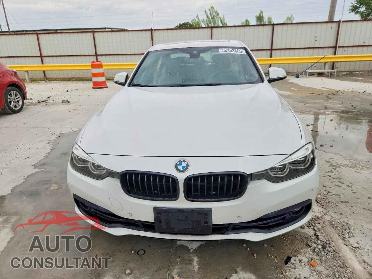 BMW 3 SERIES 2018 - WBA8B9C56JEE81773