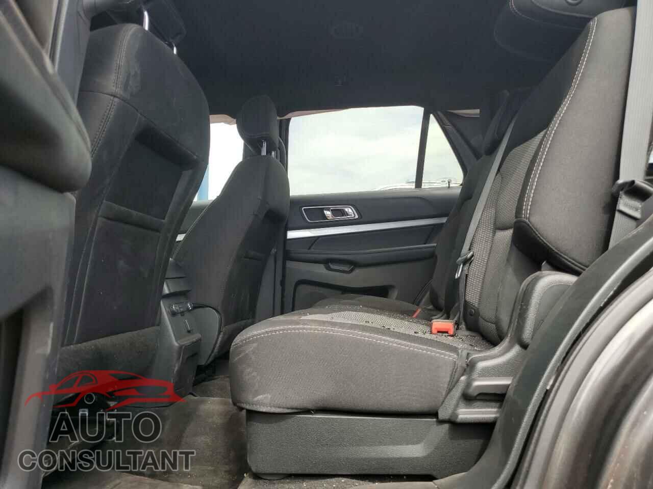 FORD EXPLORER 2017 - 1FM5K8D86HGC32244