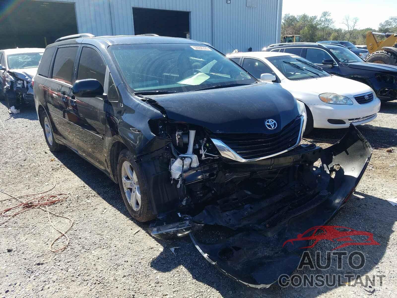 TOYOTA SIENNA 2017 - 5TDKZ3DC4HS799035