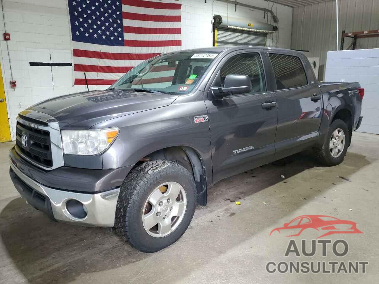 TOYOTA TUNDRA 2011 - 5TFDY5F11BX196838