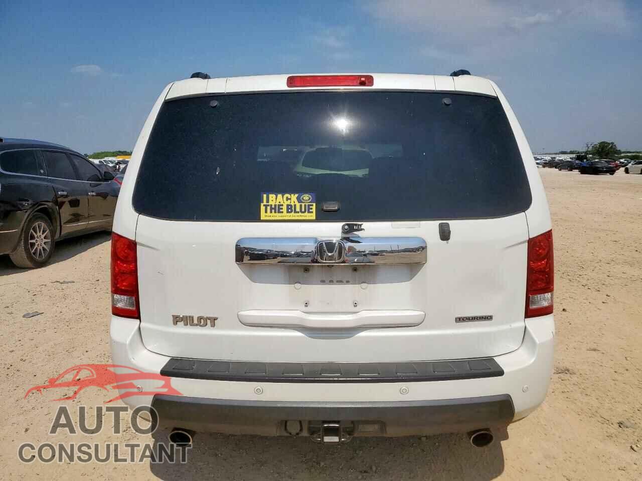 HONDA PILOT 2011 - 5FNYF3H96BB024815