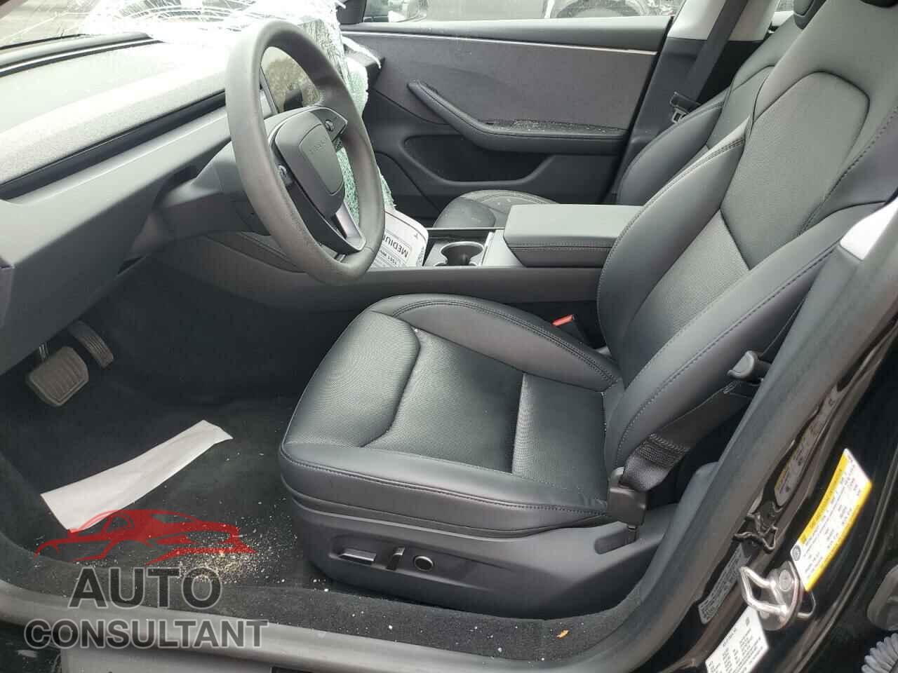 TESLA MODEL 3 2024 - 5YJ3E1EA7RF744716